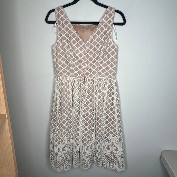 Eliza J Cream White Lace Lattice A-Line Dress Size 8 - Picture 7 of 8